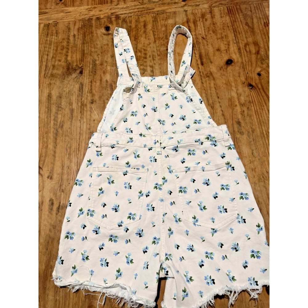 WeWoreWhat Slit Overall Short in Watercolor Ditsy Ivory Multi - Size M - Picture 5 of 12